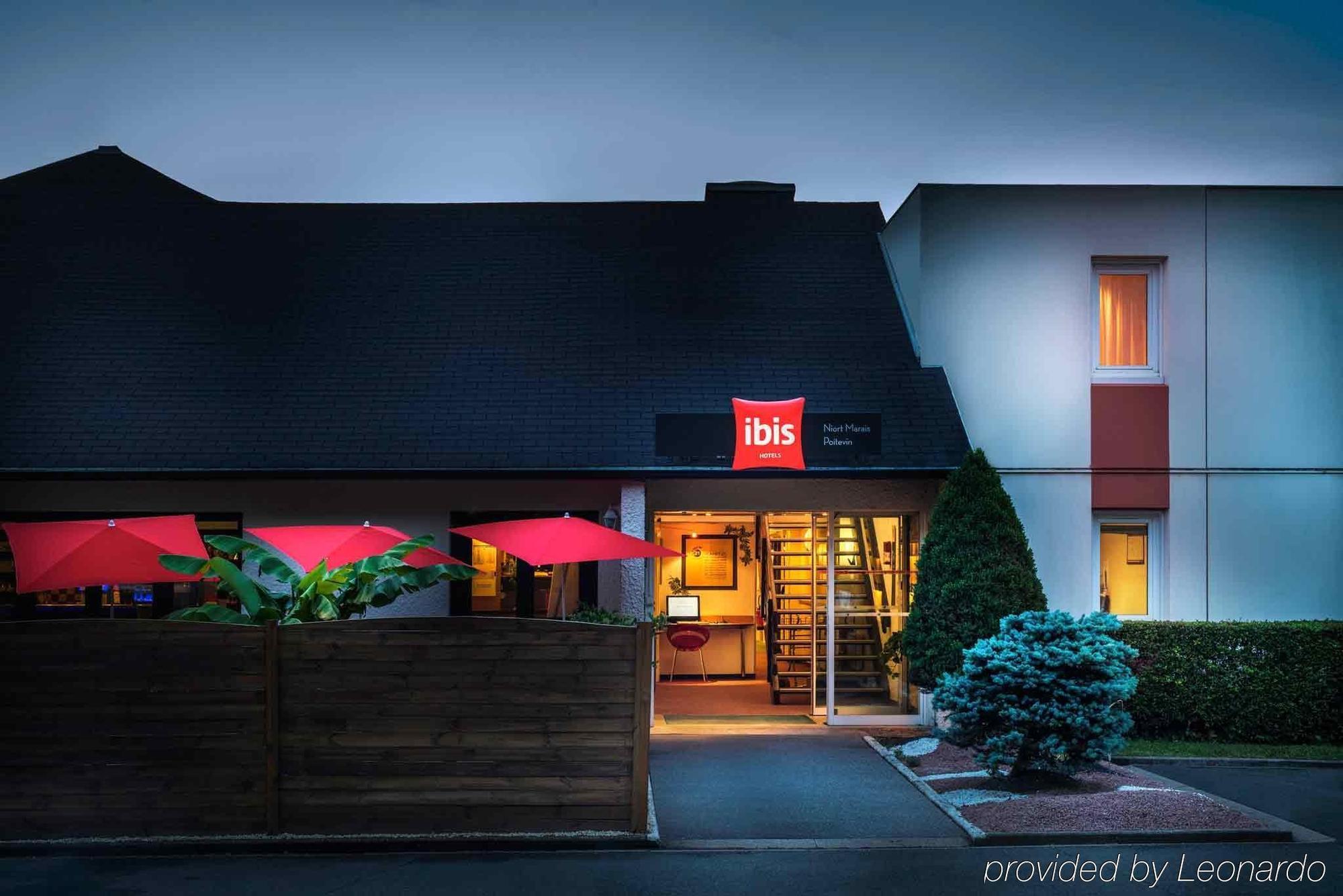 B&B Hotel Niort Sud Venise Verte Exterior photo